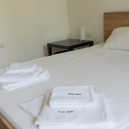 Lovely 1bd Flat Near The Sea Garden By Flat Mаnаger 布尔加斯