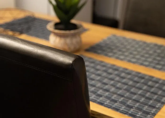 Апартаменти Lovely 1bd Flat Near The Sea Garden By Flat Mаnаger Бургас