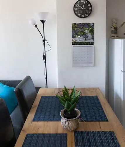 Lovely 1bd Flat Near The Sea Garden By Flat Mаnаger Апартаменти *