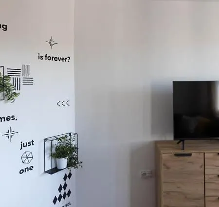 Lovely 1bd Flat Near The Sea Garden By Flat Mаnаger Burgas