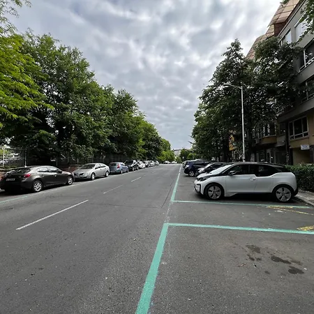 Lovely 1bd Flat Near The Sea Garden By Flat Mаnаger Burgas