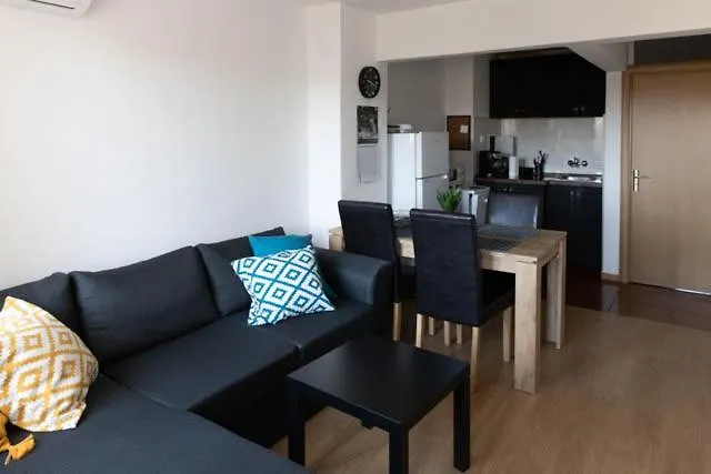 Lovely 1bd Flat Near The Sea Garden By Flat Mаnаger Apartamento Burgas