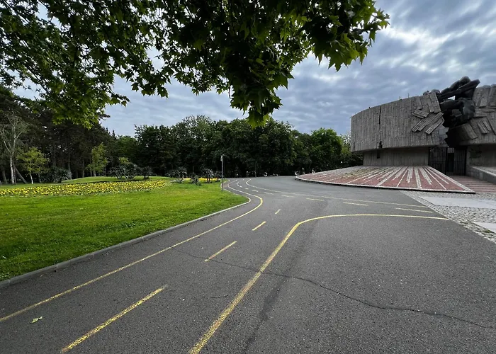 Apartamento Lovely 1bd Flat Near The Sea Garden By Flat Mаnаger Burgas